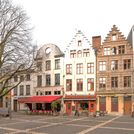 Stylish Duplex Apartment for 10
