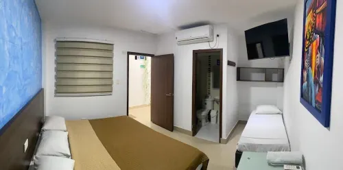 ثافارا أوتل