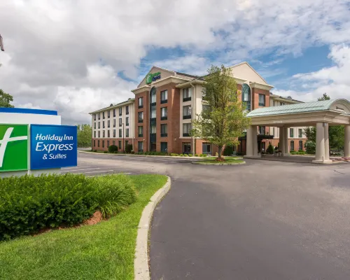 Holiday Inn Express & Suites AUBURN by IHG Hotels in Worcester County