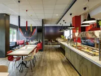 Ibis Frankfurt Airport - breakfast