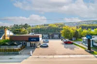 Clarion Pointe La Malbaie - parking