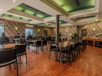 The Beachcomber Hotel Hotels in Nelson