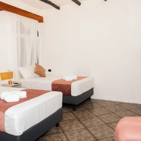 Hotel Crossman