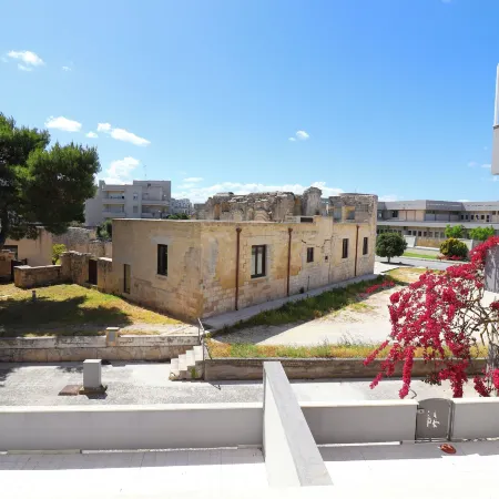 Casa Patrizia Style, Comfort and Beach at 100 Meters in Punta Area, Otranto
