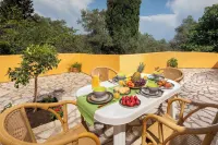 Charming Villa in a Traditional Village, 3 km From the Beach of Agios Gordios - 2 tähden