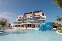 Zenses Hotel in Caye Caulker - 2-Star