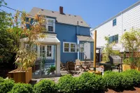Bella Azul - Charming Home Minutes From Campus 3 Bedroom Home - Boutique