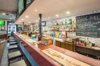Nightcap at Federal Hotel Mt Gambier - bar