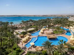 Fort Arabesque Resort, Spa & Villas