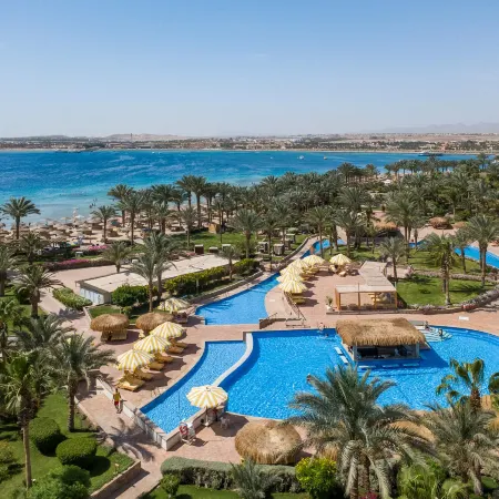 Fort Arabesque Resort, Spa & Villas