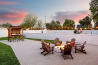 The Ridge Family Pickleball Pool Hot Tub - Jacuzzi