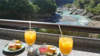 Kinugawa Plaza Hotel - Bjergudsigt