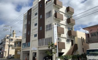 Condominium Hotel Likka in Gusukuma