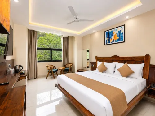 Ark Inn - Rajpur Road - Mountain view