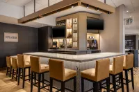 Hyatt Place San Antonio Riverwalk - Airport Shuttle