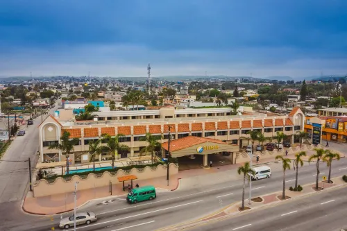 Del Mar Inn Rosarito - Pools
