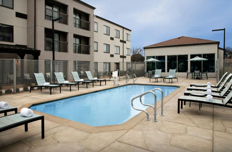 Courtyard Waco photo 3