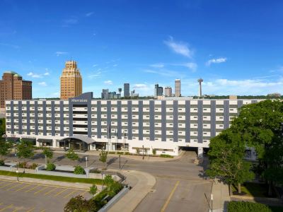Sheraton Niagara Falls