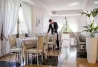 Hotel Mediterraneo - breakfast