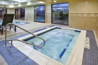 Hampton Inn & Suites Plattsburgh - Bathtub