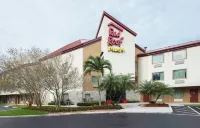 Red Roof Plus+ West Palm Beach - 2-Star