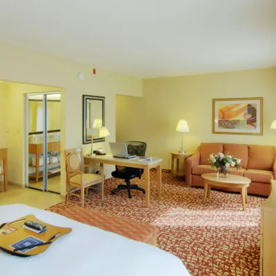 Hampton Inn & Suites Raleigh-Durham Airport-Brier Creek Hotels near Frankie's Fun Park