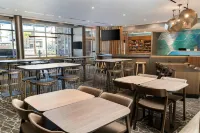 SpringHill Suites Irvine Lake Forest - breakfast