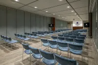 DoubleTree by Hilton Turin Lingotto - Bãi đậu xe
