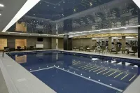 Anemon Kent Çiğli Otel - مسبح