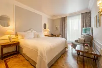 Colombi Hotel - Pools