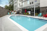 Home2 Suites by Hilton Salisbury - Pools