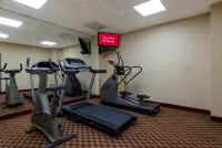 Red Roof Inn & Suites Newark - University - Moteles