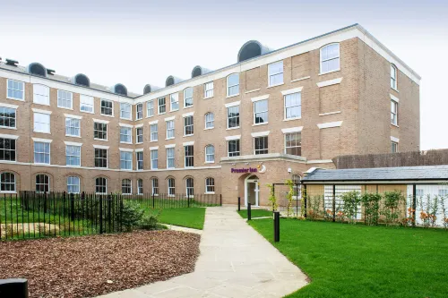 Premier Inn Bury St Edmunds Town Centre - Bãi đậu xe