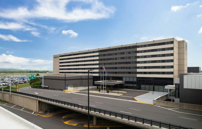 Sheraton Hartford Hotel at Bradley Airport