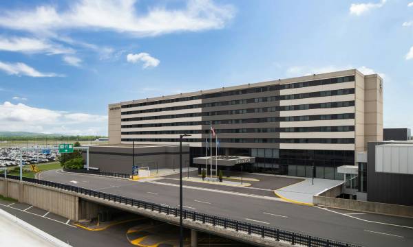 Sheraton Hartford Hotel at Bradley Airport