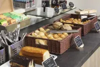 Sure Hotel by Best Western Saint-Raphael le Dramont - servizio colazione