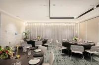 IHG 墨爾本伯克街購物中心假日飯店 - 早餐