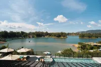 Bahia Serena Hotel - 2-Star