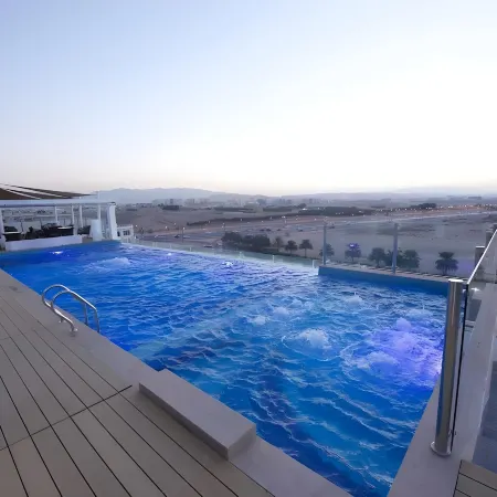 Carnelian Muscat - Airport Hotel