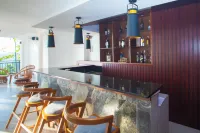 Sunset Hill Resort - Quầy Bar