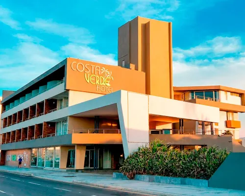 Hotel Costa Verde - Parvekkeita