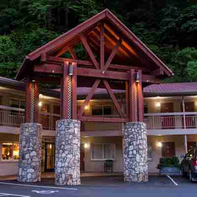 Econo Lodge Cherokee Near River Park Hotel Exterior