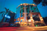 Akhil Classic Hotels in Kumarapuram
