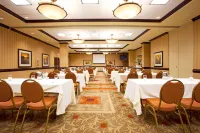 Holiday Inn & Suites Orange Park - Wells RD. Hotels in Orange Park