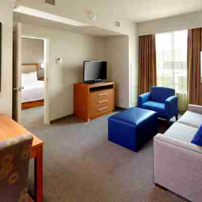 Homewood Suites by Hilton Pittsburgh Airport Robinson Mall Area Rooms