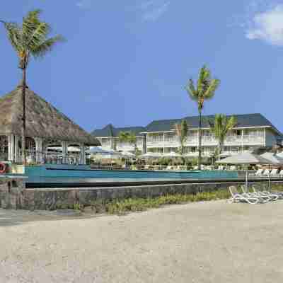 Radisson Blu Azuri Resort Amp; Spa, Mauritius Hotel Exterior