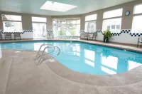 Crystal Inn Hotel & Suites - Salt Lake City