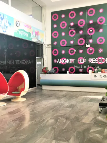 รูปภาพของSwimming Pool View Spacious Studio 5 Min to Beach