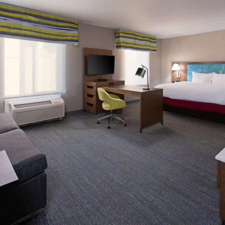 Hampton Inn Visalia