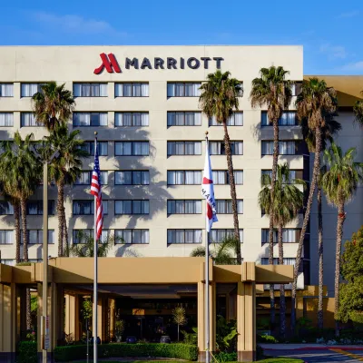 Long Beach Marriott Hotels near Earl Burns Miller Japanese Garden